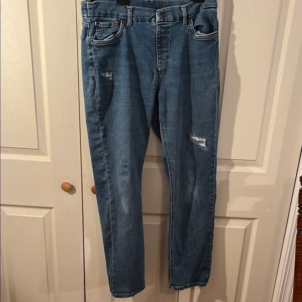 Blue Relaxed Fit Jeans with Medium Wash